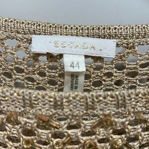 Escada STUNNING top NWOT